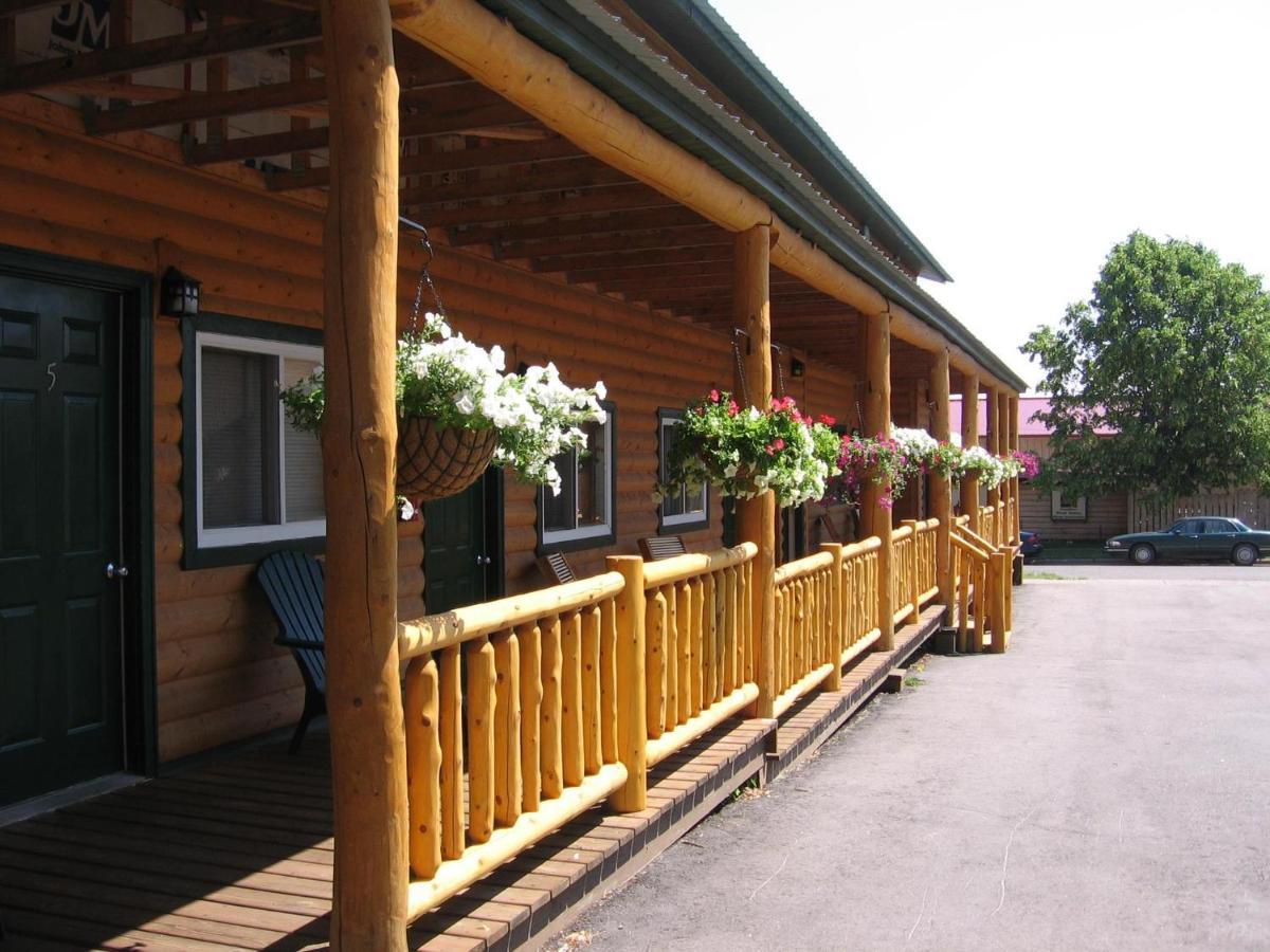 Adventure Inn Ely Luaran gambar