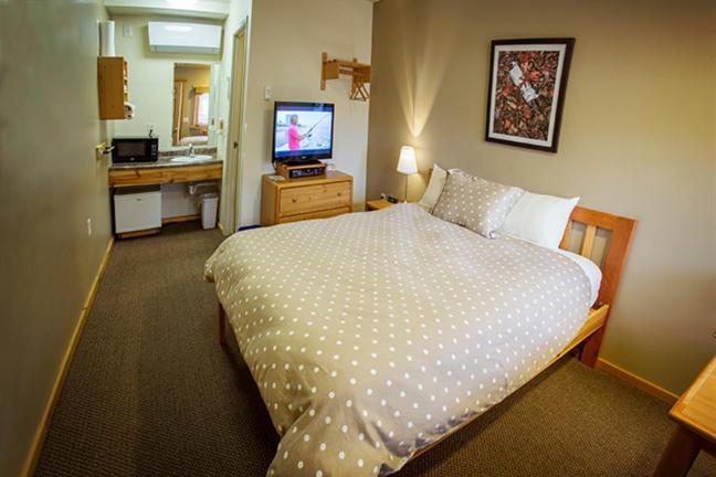 Adventure Inn Ely Luaran gambar