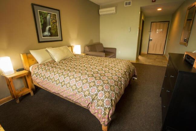 Adventure Inn Ely Luaran gambar